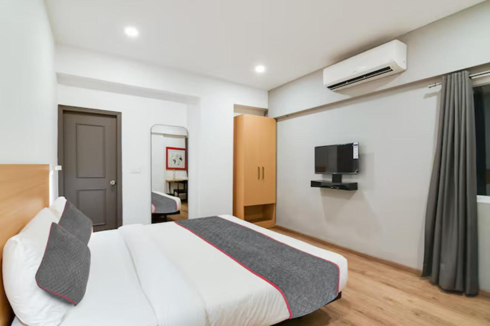 Hotel Fabhotel Sayeeda International - 600M From Park Circus 7 Point Kolkata